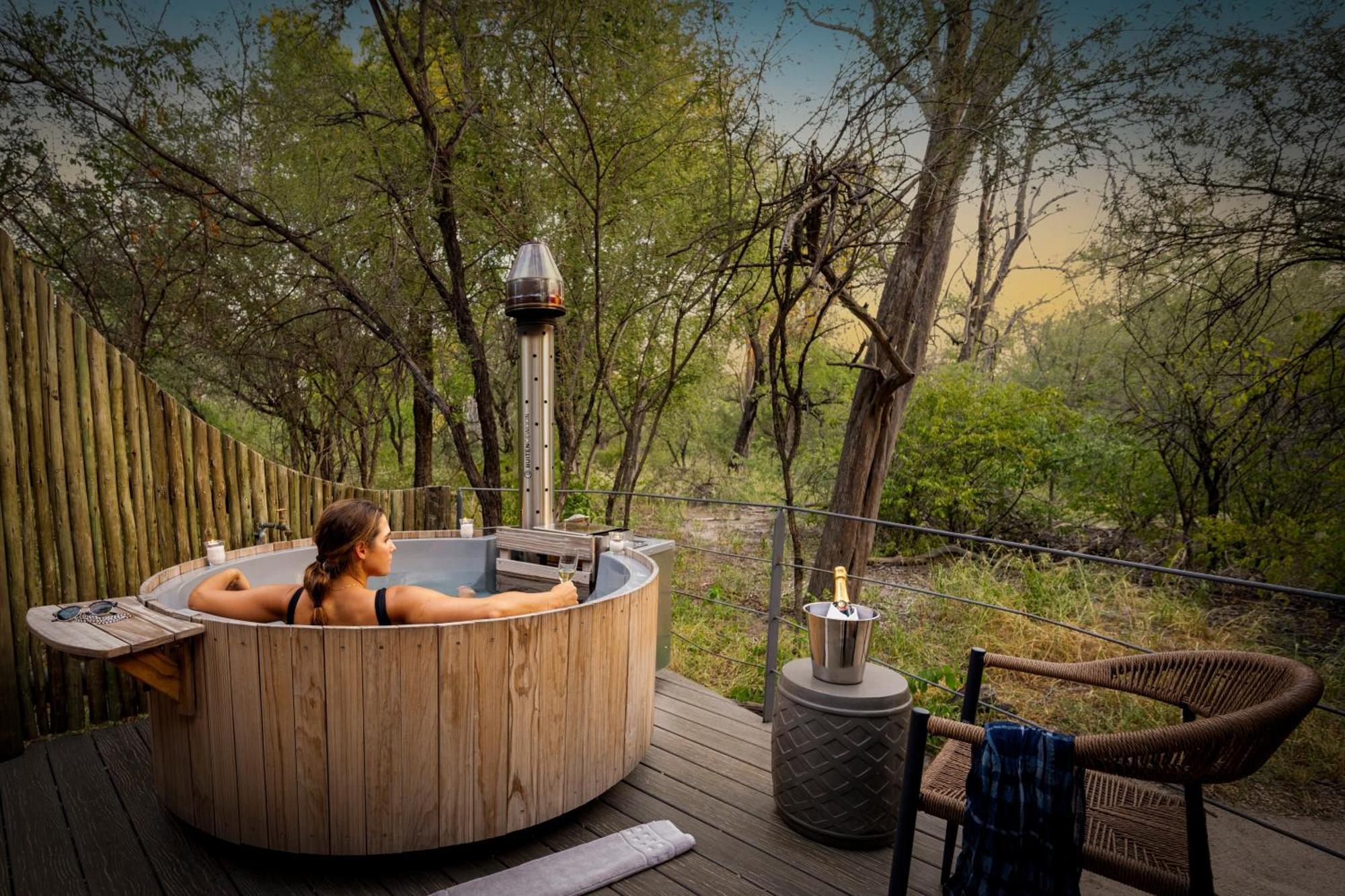 Onguma Forest Camp Намутони Екстериор снимка